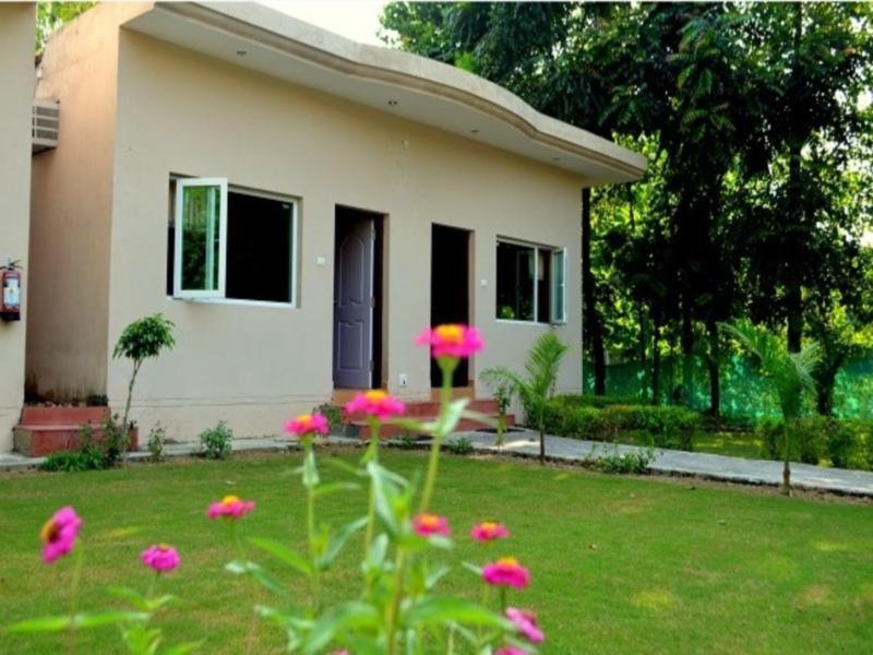 Kangs Nirvana Resorts And Spa Mahalpur Exteriér fotografie