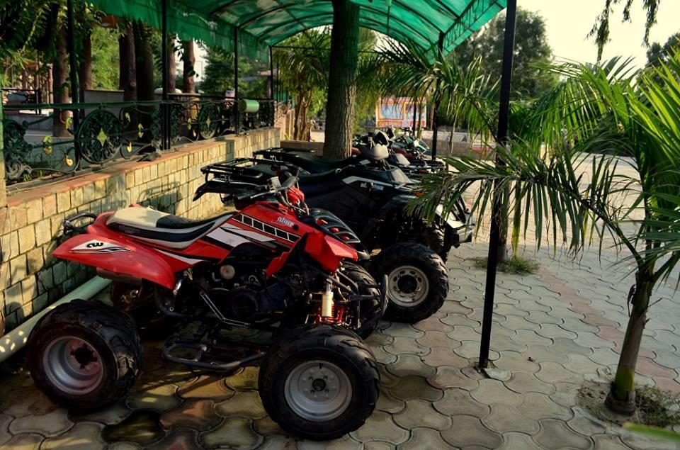 Kangs Nirvana Resorts And Spa Mahalpur Exteriér fotografie